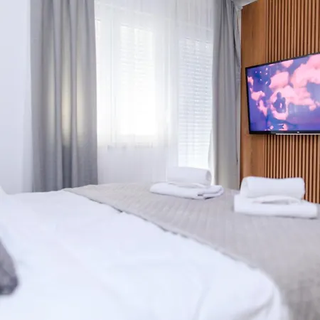 Bozur Apartmani, Kod Hotela Sunce Apartament