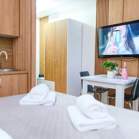 Apartament Bozur Apartmani, Kod Hotela Sunce *