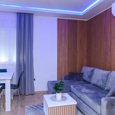 Apartament Bozur Apartmani, Kod Hotela Sunce