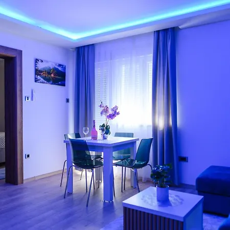 Apartament Bozur Apartmani, Kod Hotela Sunce