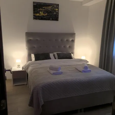 Bozur Apartmani, Kod Hotela Sunce Apartment *
